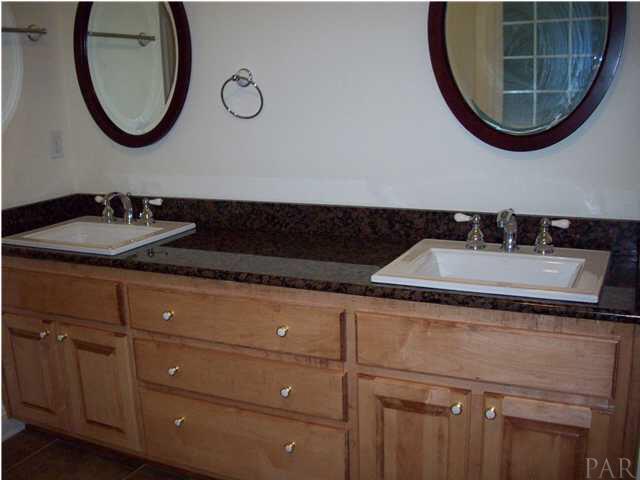 7669 Dewey Jernigan Road Milton, FL 32571 - Photo 11 of 18 Sample Photos