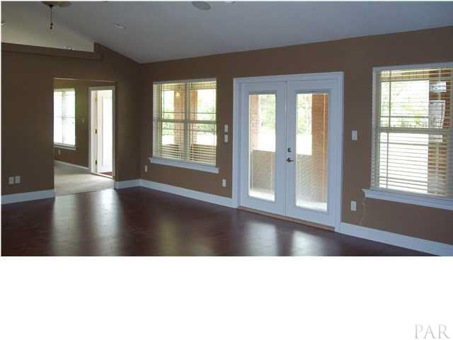 7669 Dewey Jernigan Road Milton, FL 32571 - Photo 8 of 18 Sample Photos