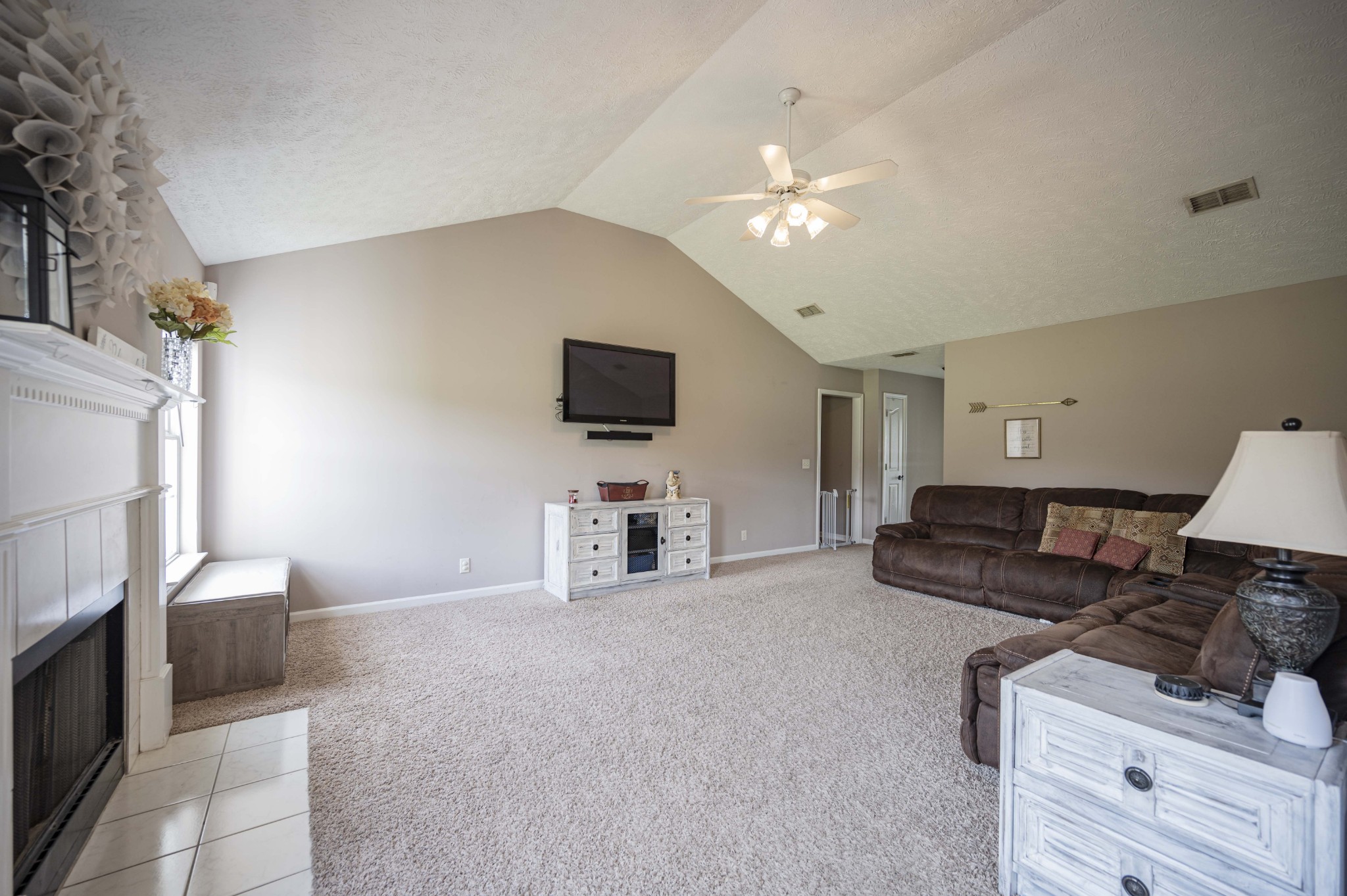 1237 Macduff Drive Murfreesboro, TN 37128 - Photo 4 of 20 a living room with furniture and a flat screen tv