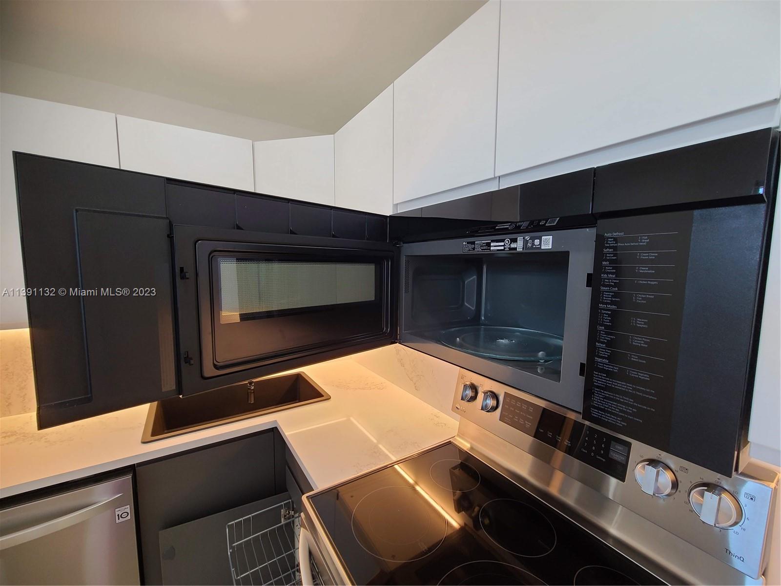 1612 Jefferson Avenue, Unit 403 Miami Beach, FL 33139 - Photo 11 of 55 a room with bowling area