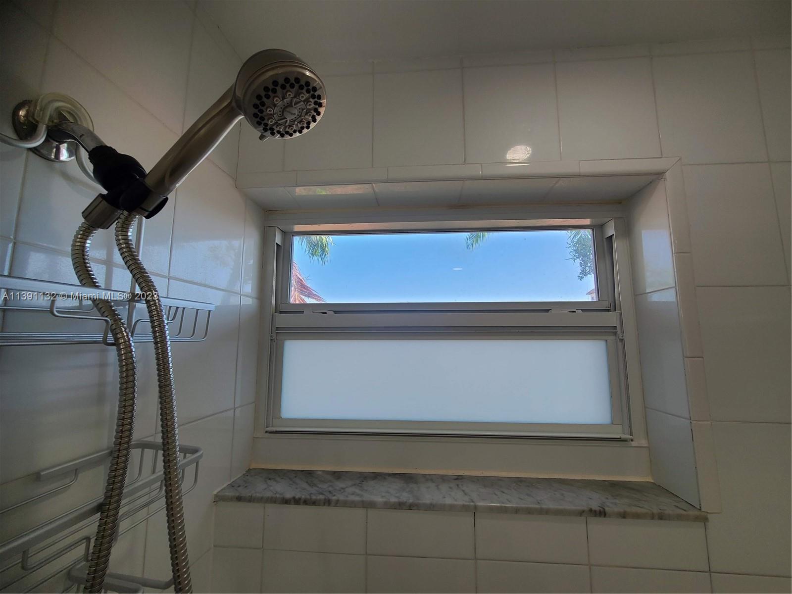 1612 Jefferson Avenue, Unit 403 Miami Beach, FL 33139 - Photo 40 of 55 a view of entryway