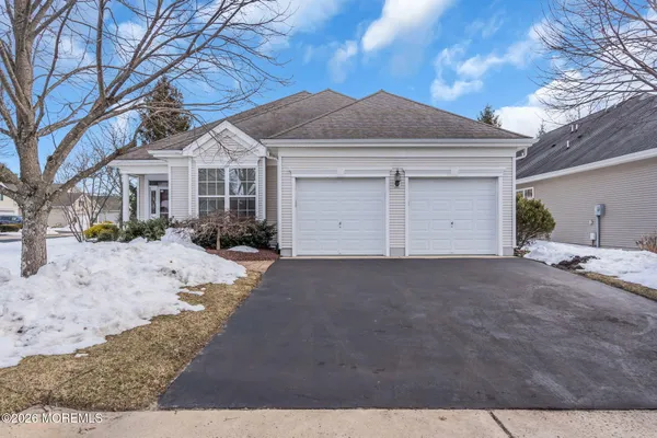 $415,000 | 83 Huntington Drive, Jackson, NJ 08527