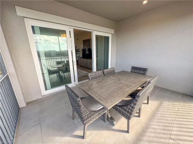 $6,000 | 163 Indies Drive East, Unit 206, Naples, FL 34114