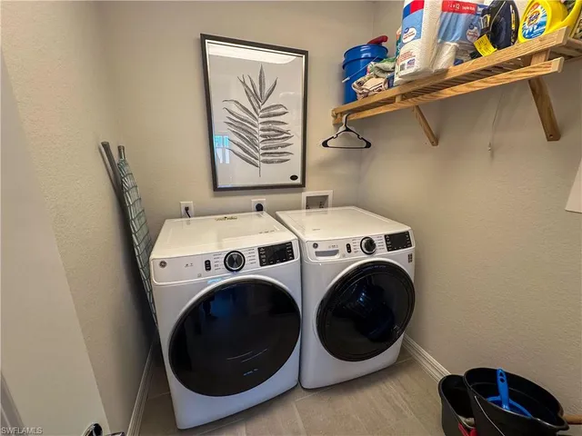 $6,000 | 163 Indies Drive East, Unit 206, Naples, FL 34114