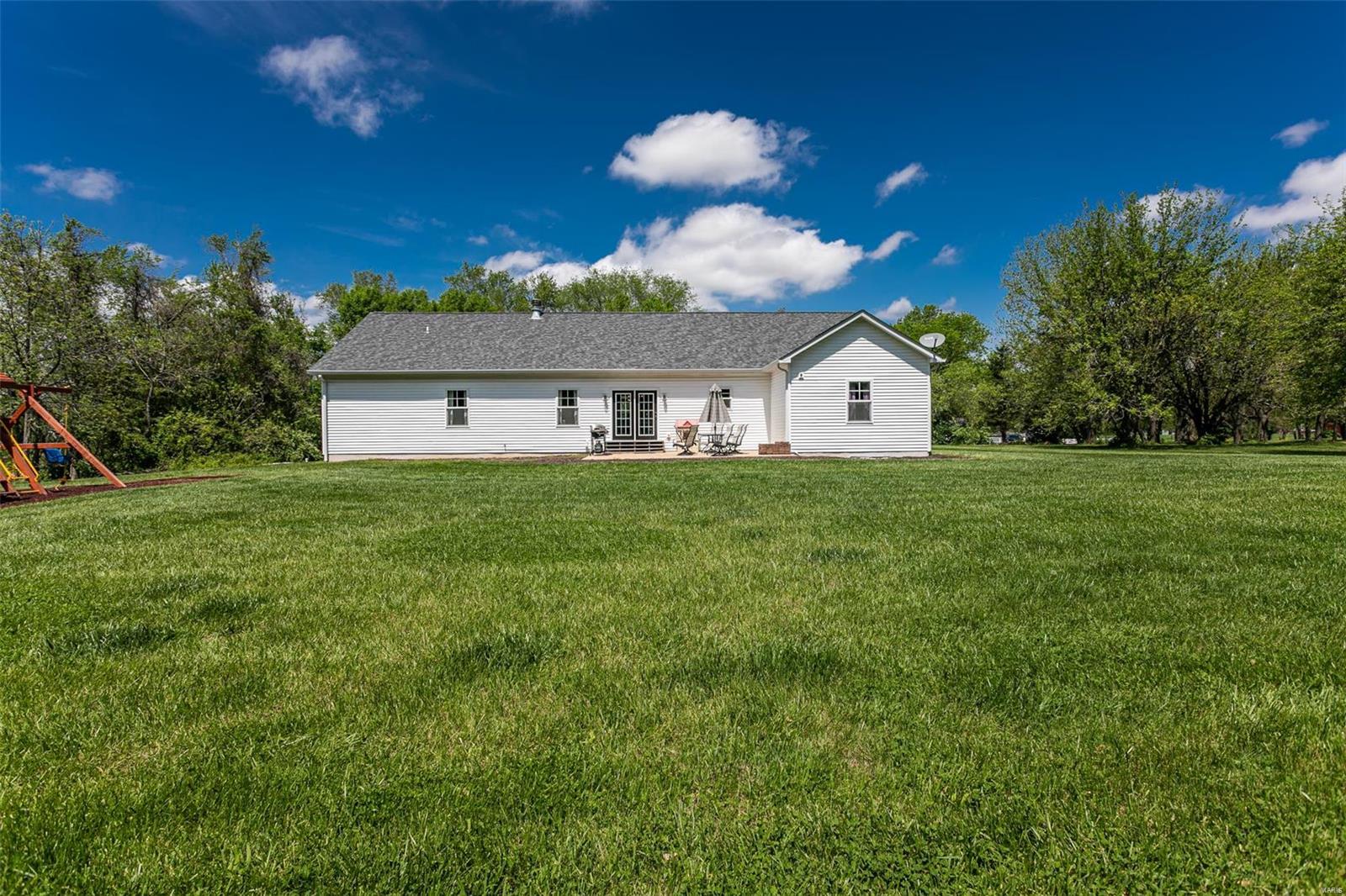 938 Longhi Road Collinsville, IL 62234 - Photo 40 of 46 Gallery Image 40