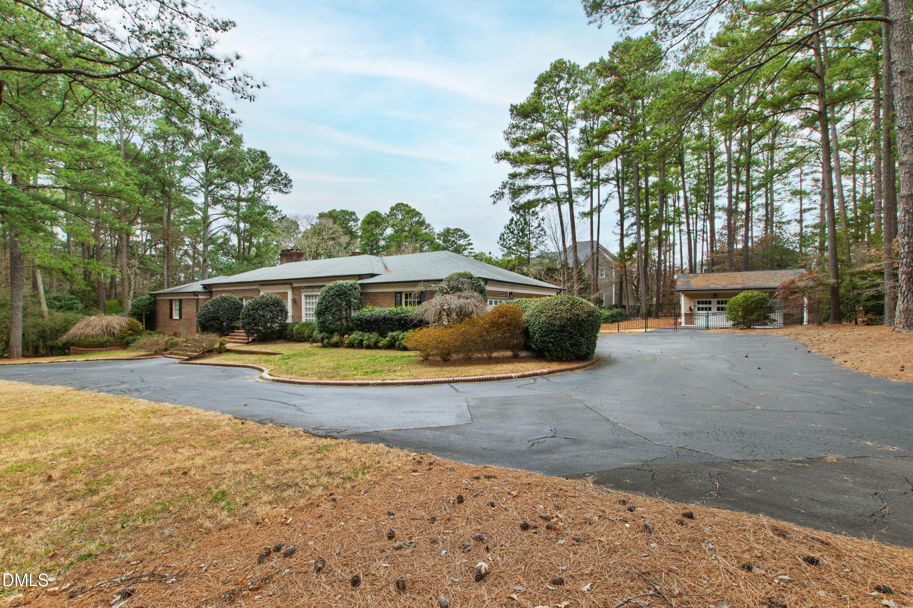 5515 Lambshire Drive Raleigh, NC 27612 - Photo 10 of 78 Lambshire (76)