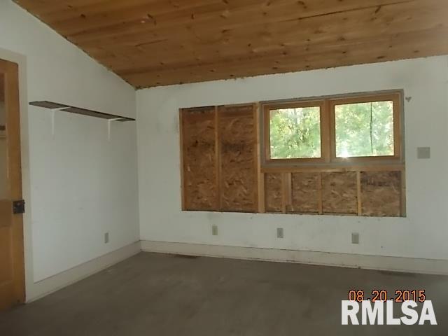 1486 North County Road Carthage, IL 62321 - Photo 16 of 18 Gallery Image 16