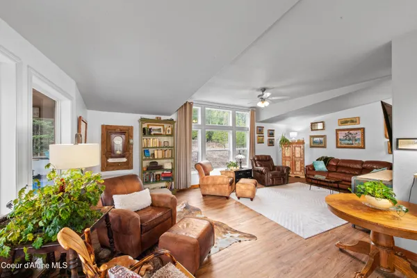 $589,900 | 301 Cherry Hill Lane, St. Maries, ID 83861