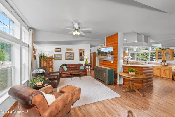 $589,900 | 301 Cherry Hill Lane, St. Maries, ID 83861