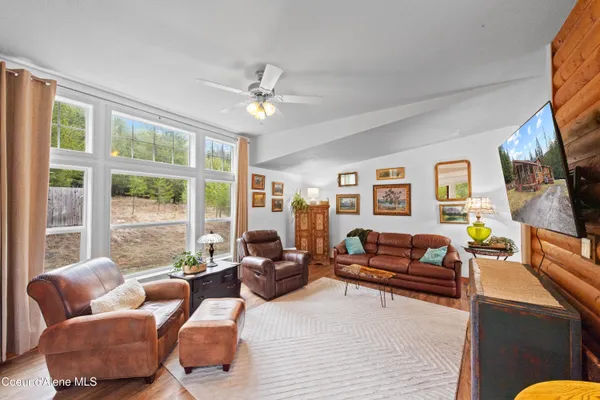 $589,900 | 301 Cherry Hill Lane, St. Maries, ID 83861