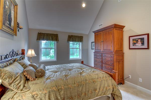 72 Danforth Road Tyngsborough, MA 01879 - Photo 15 of 27