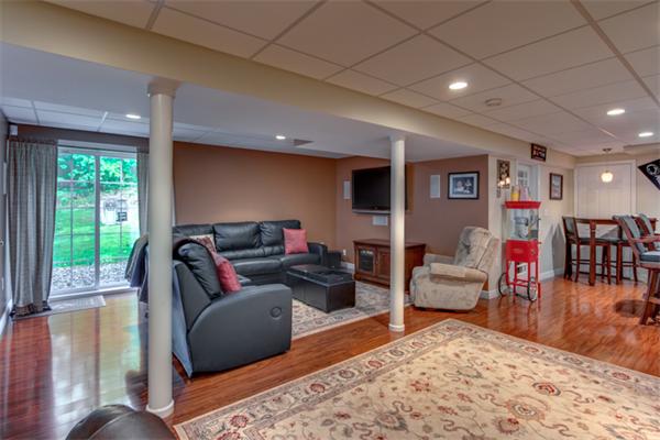72 Danforth Road Tyngsborough, MA 01879 - Photo 22 of 27
