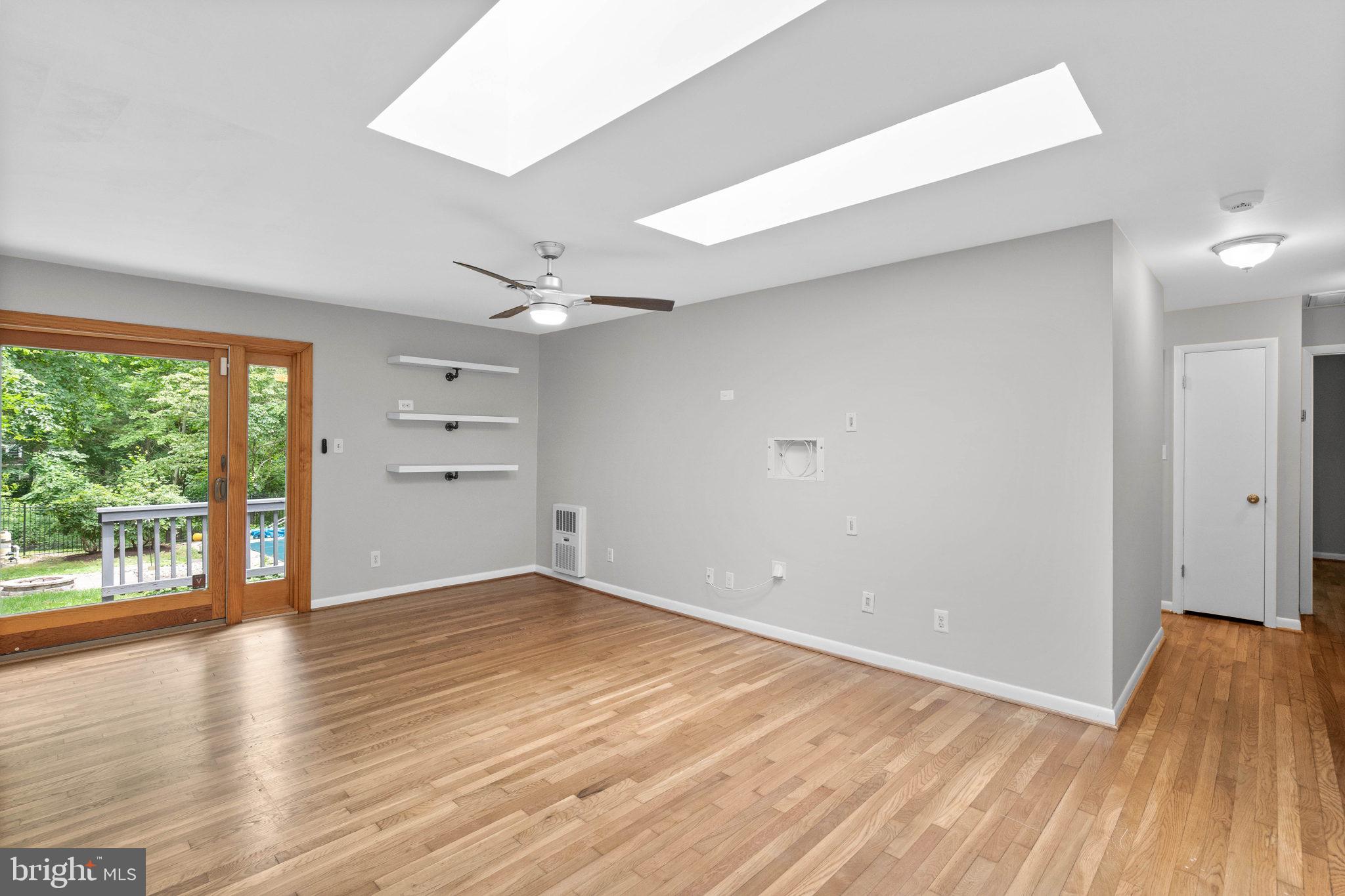 9421 Warfield Road Gaithersburg, MD 20882 - Photo 13 of 63 Gallery Image 13