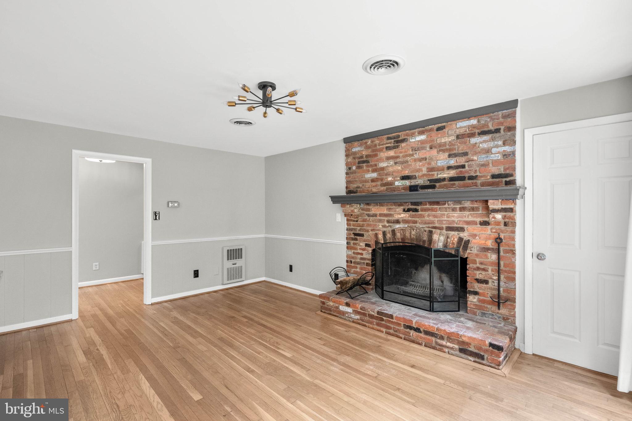 9421 Warfield Road Gaithersburg, MD 20882 - Photo 20 of 63 Gallery Image 20