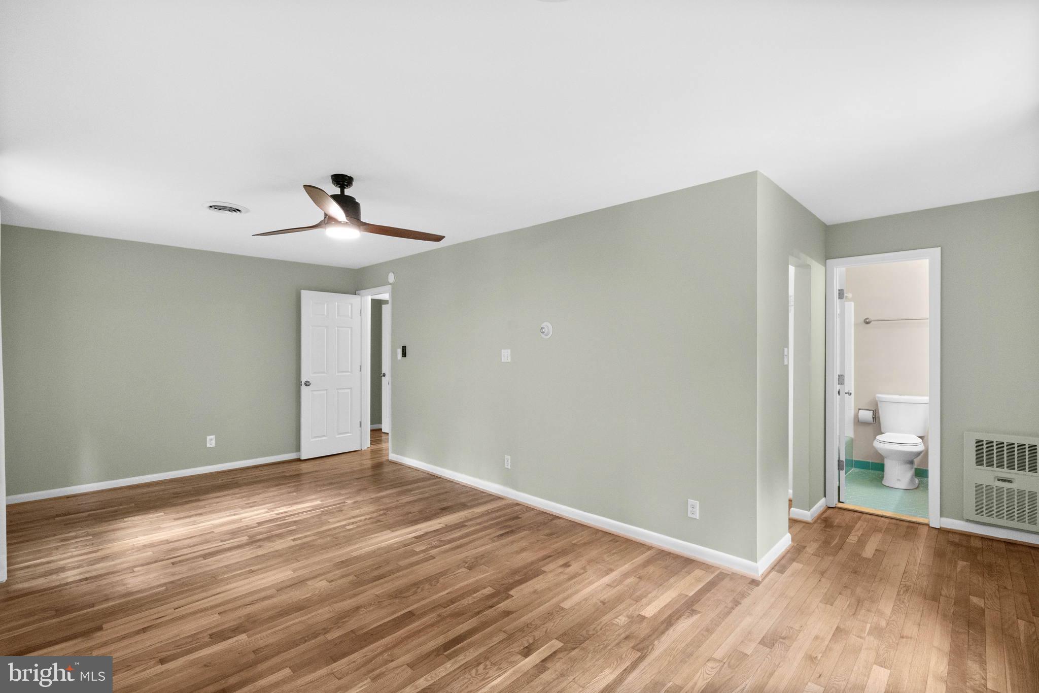 9421 Warfield Road Gaithersburg, MD 20882 - Photo 28 of 63 Gallery Image 28