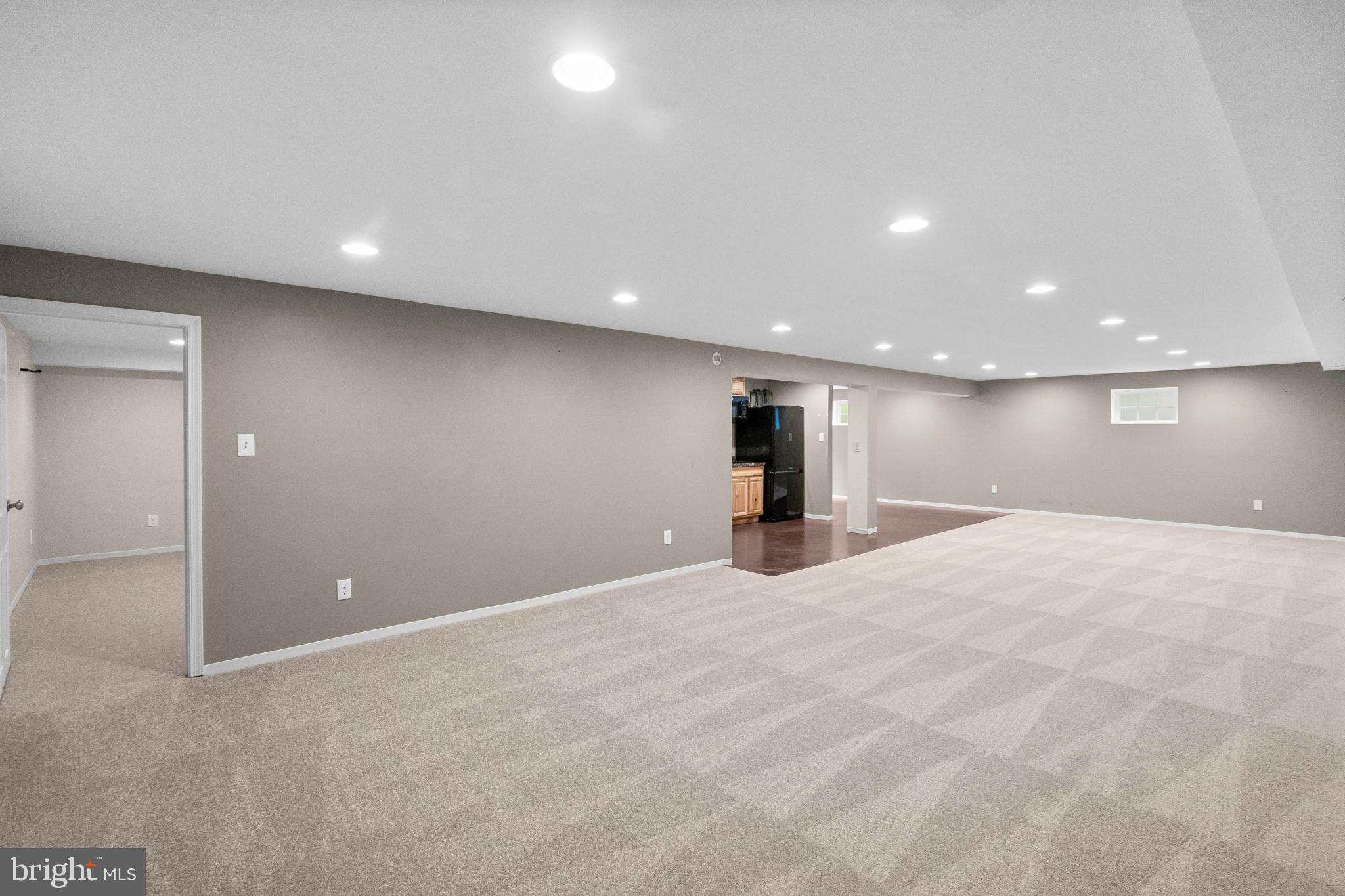 9421 Warfield Road Gaithersburg, MD 20882 - Photo 38 of 63 Gallery Image 38