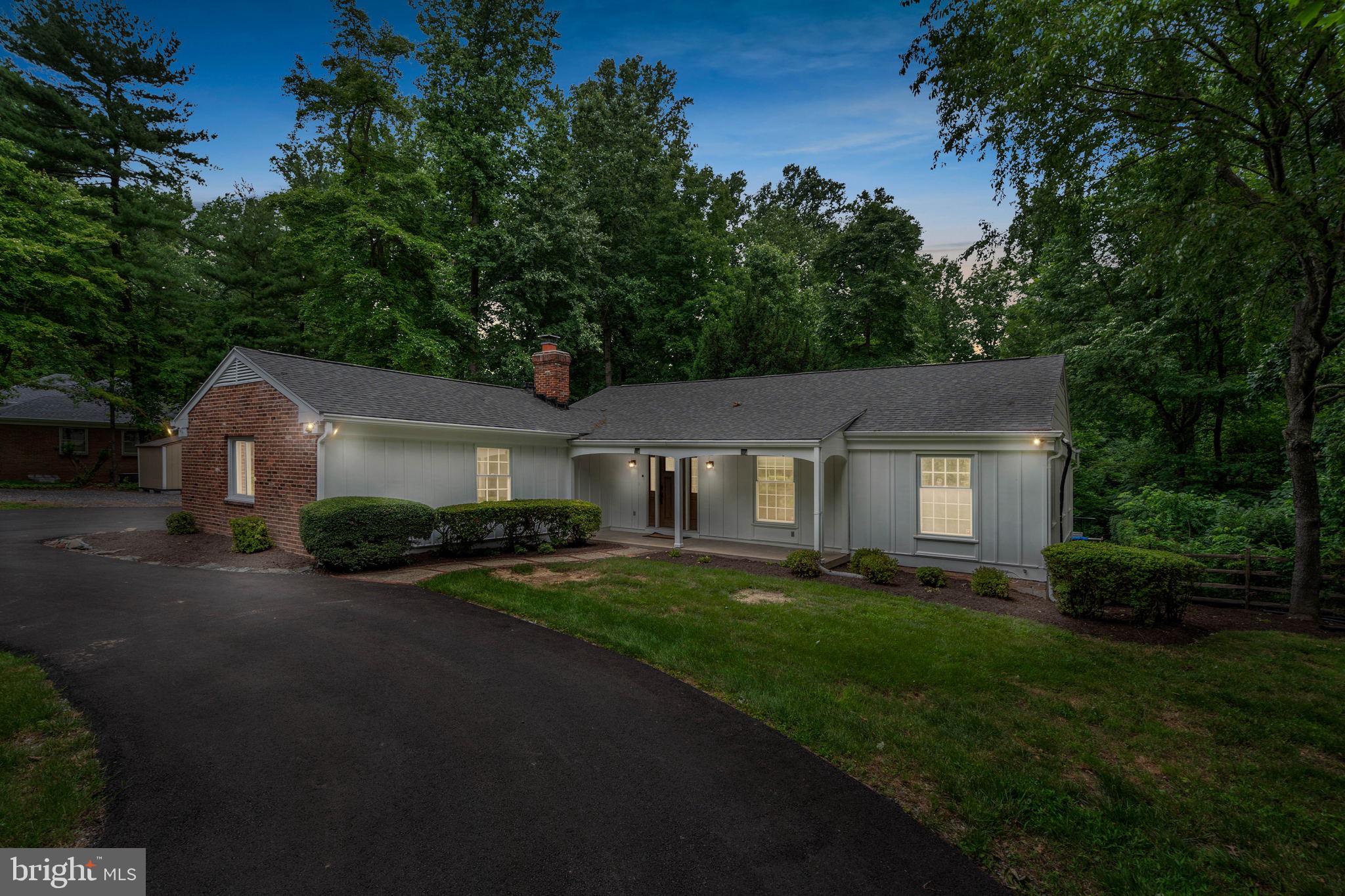 9421 Warfield Road Gaithersburg, MD 20882 - Photo 4 of 63 Gallery Image 4