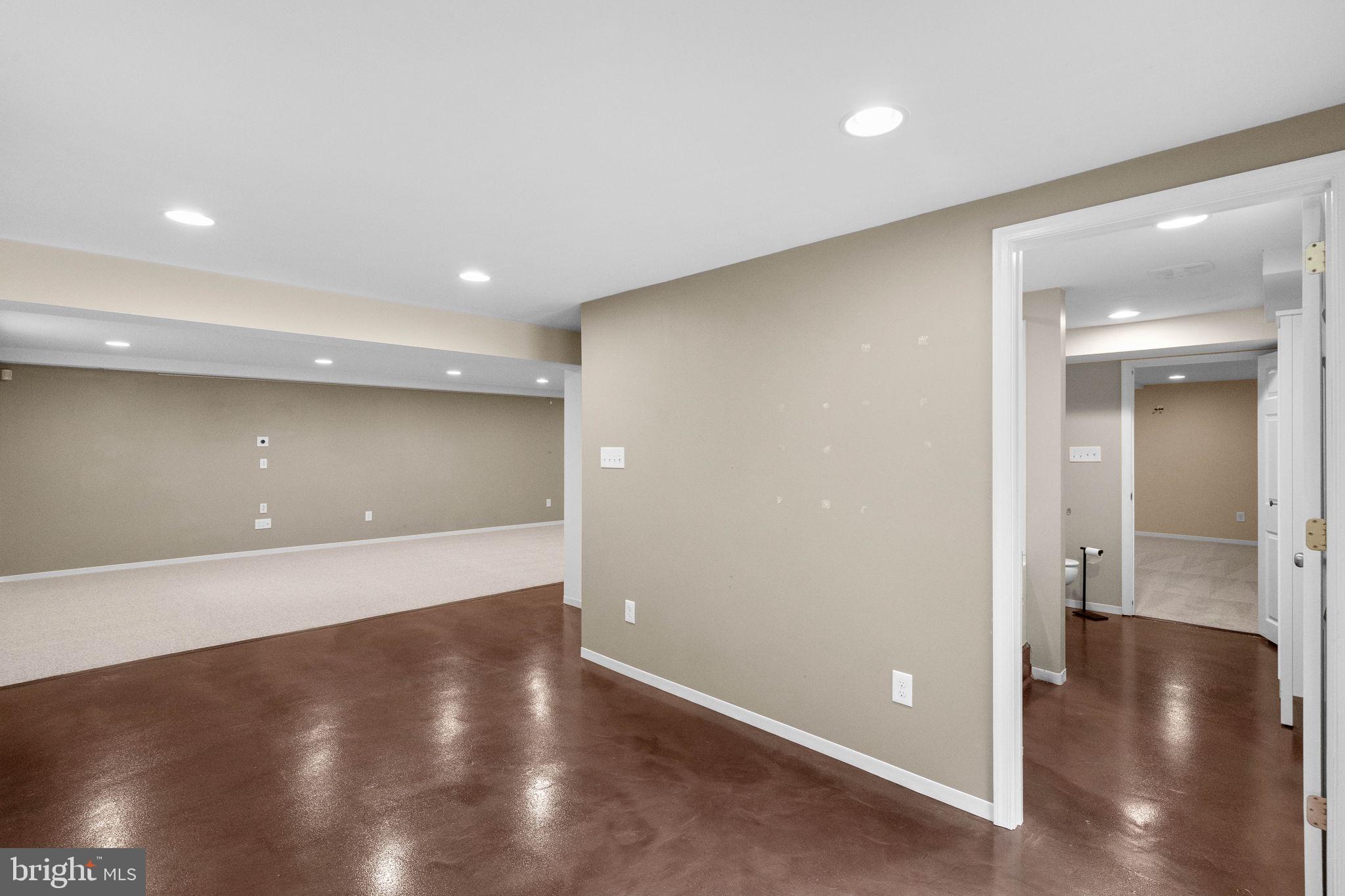 9421 Warfield Road Gaithersburg, MD 20882 - Photo 42 of 63 Gallery Image 42