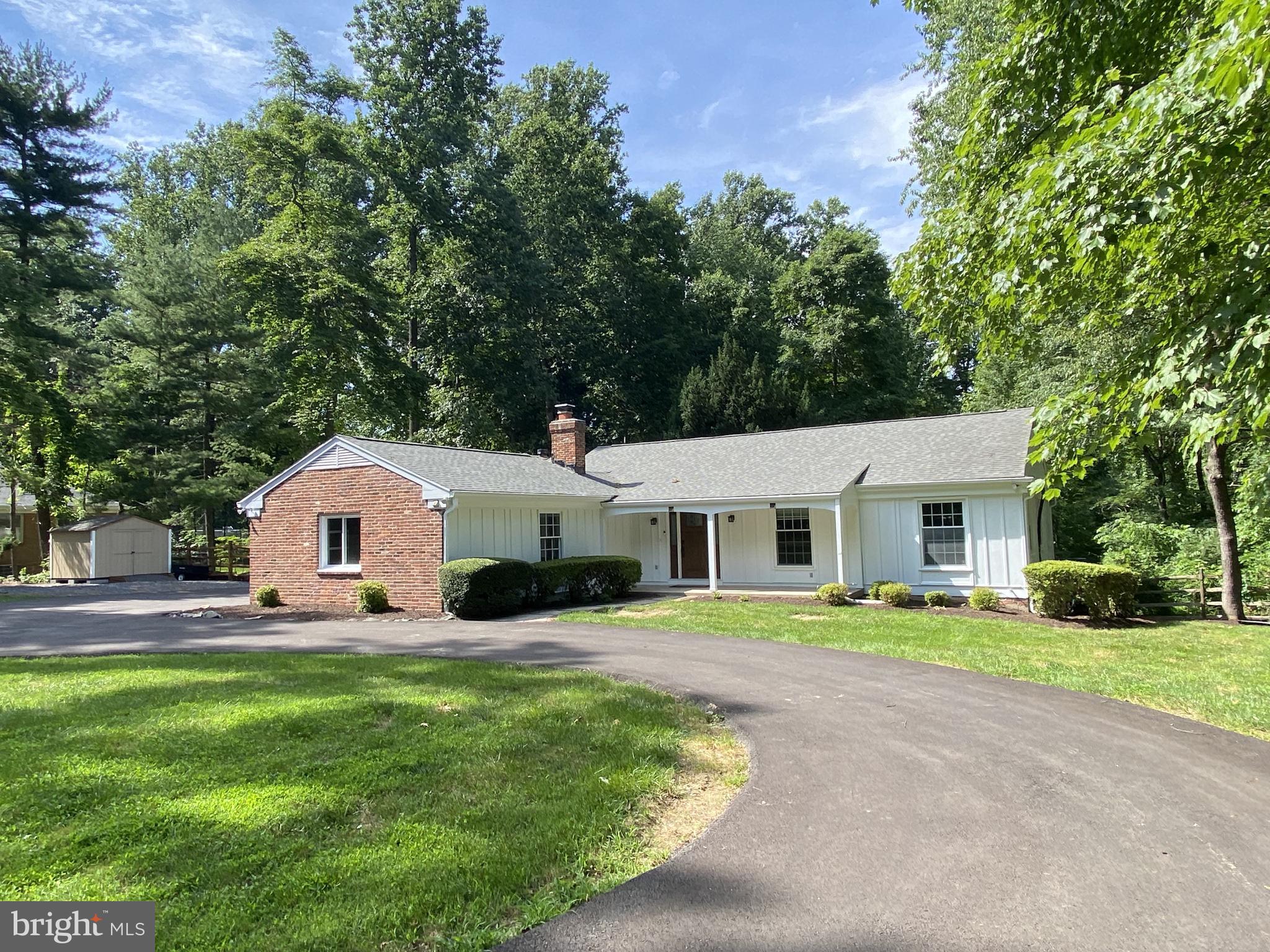 9421 Warfield Road Gaithersburg, MD 20882 - Photo 5 of 63 Gallery Image 5