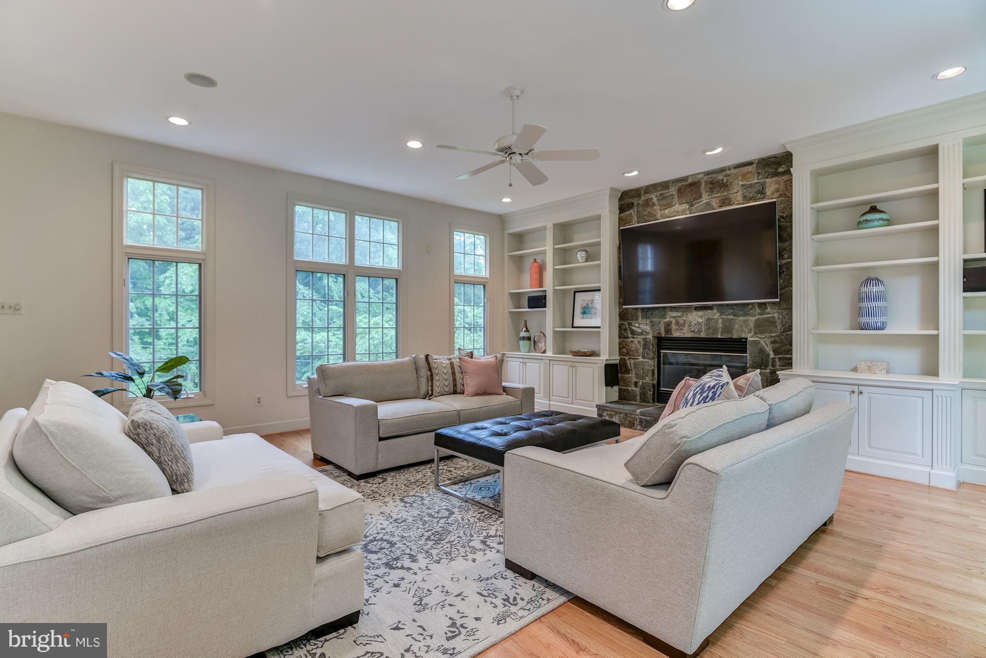 6804 Rannoch Road Bethesda, MD 20817 - Photo 14 of 30 Family Room