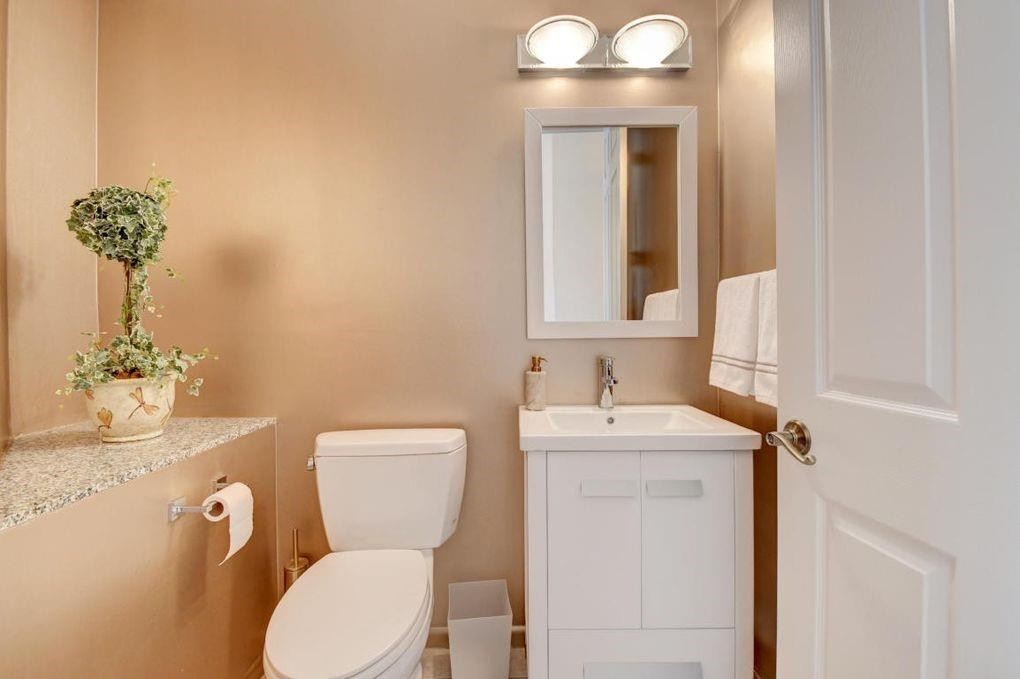 23446 Rakelle Circle Boca Raton, FL 33433 - Photo 27 of 39 Half Bath