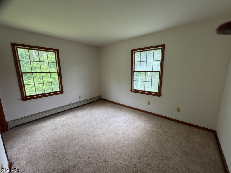 124 Perryville Road Pittstown, NJ 08867 - Photo 30 of 41