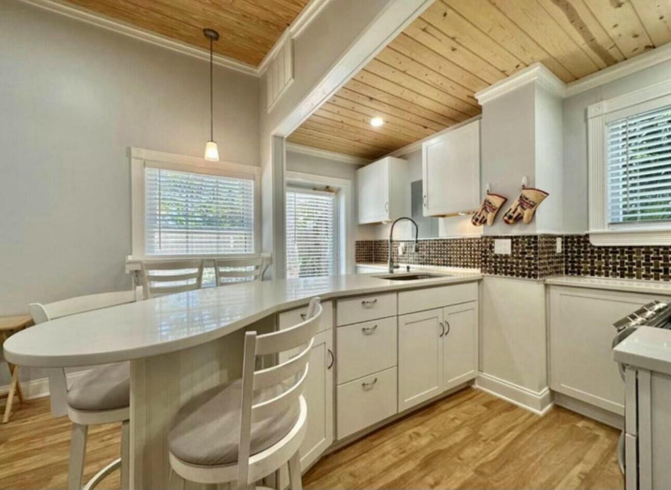698 Forsyth Street, Unit 2 Boca Raton, FL 33487 - Photo 12 of 21 tempImageq5L0Iy