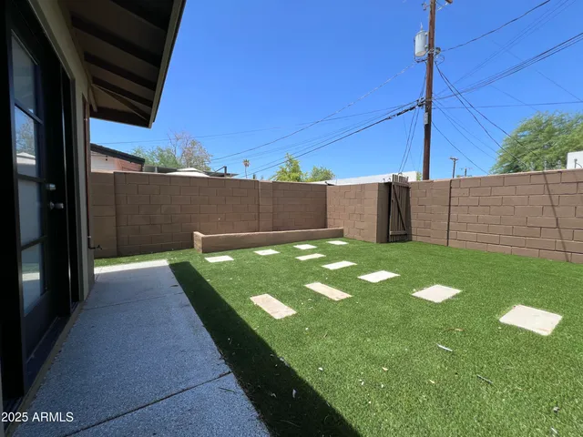 $230,000 | 4142 East Moreland Street, Unit 2, Phoenix, AZ 85008