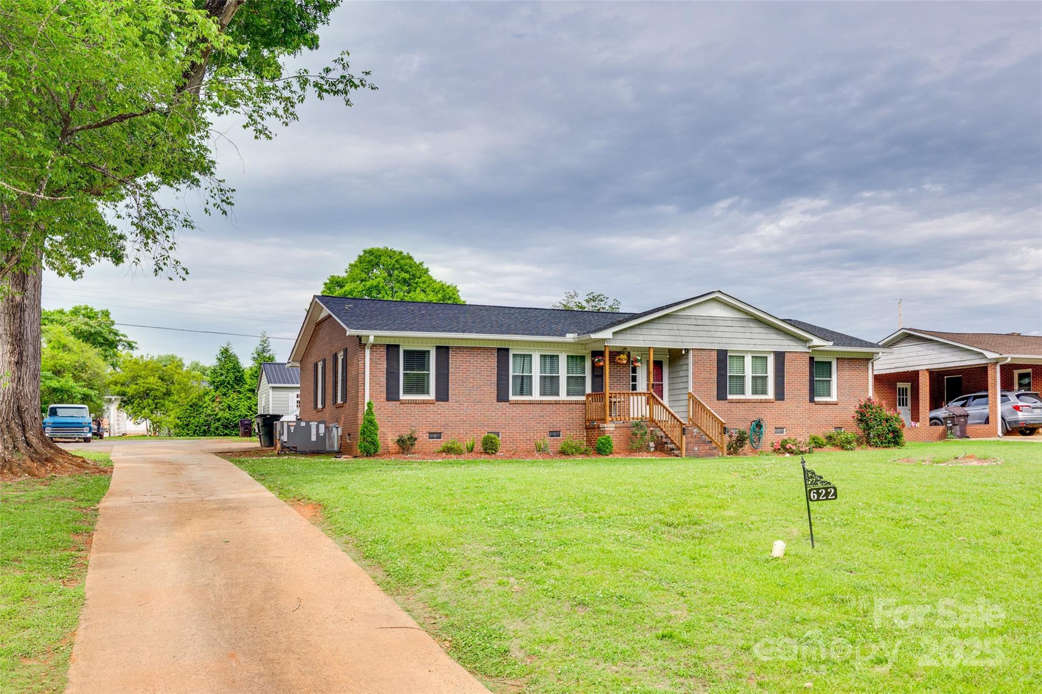 622 University Drive Rock Hill, SC 29730 - Photo 1 of 24 a front view of a house with a yard