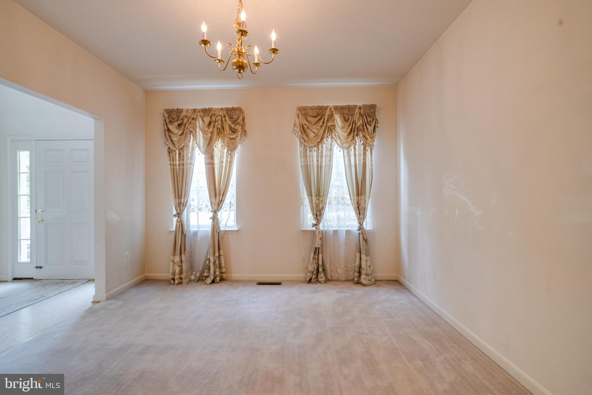 221 Seamaster Road Essex, MD 21221 - Photo 12 of 70