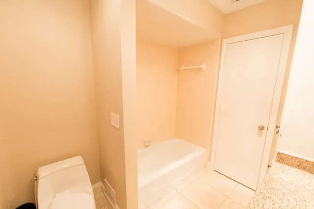 $2,550 | 14816 Sopras Circle, Addison, TX 75001