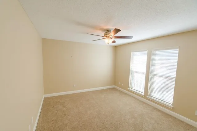 $2,550 | 14816 Sopras Circle, Addison, TX 75001