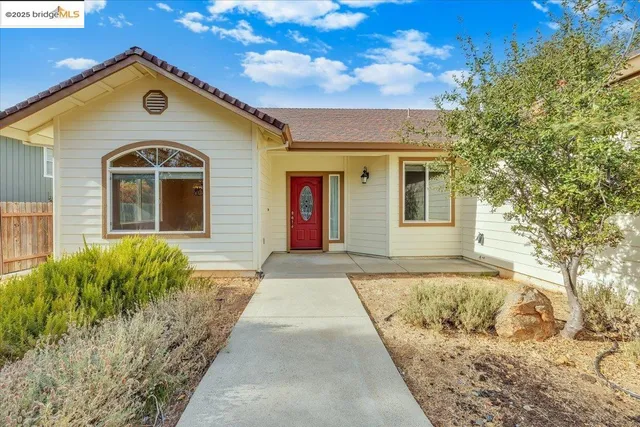 $545,000 | 21662 Paseo De Los Portales Road, Sonora, CA 95370
