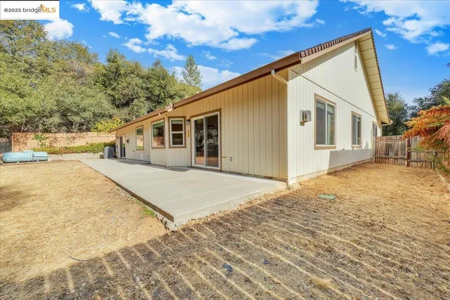 $545,000 | 21662 Paseo De Los Portales Road, Sonora, CA 95370