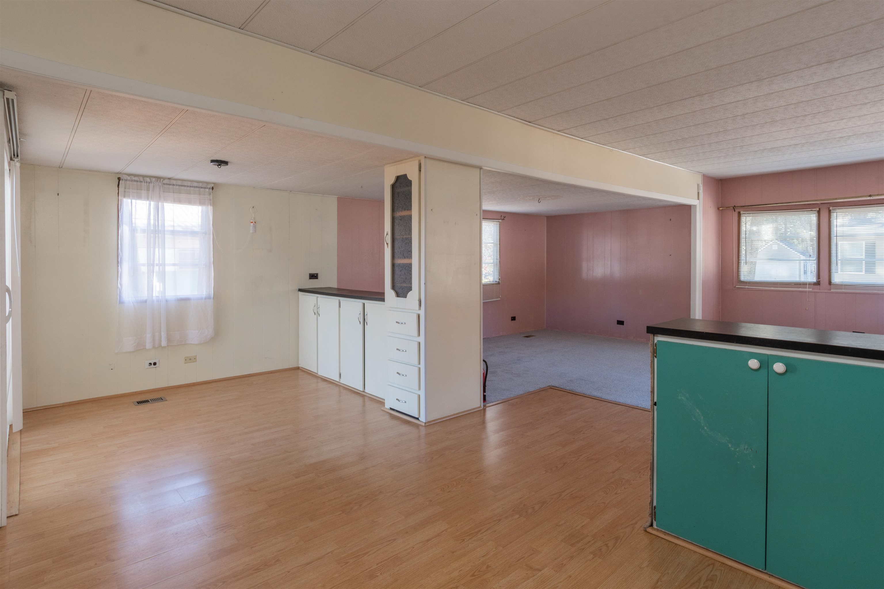 117 Robinhood Extension Exeter, NH 03833 - Photo 23 of 36 Gallery Image 23