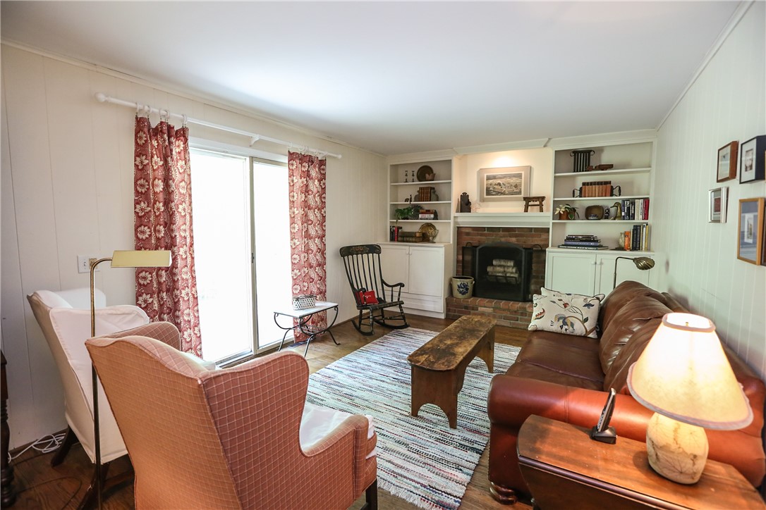 56 Bromley Road Pittsford, NY 14534 - Photo 12 of 21 Family Room