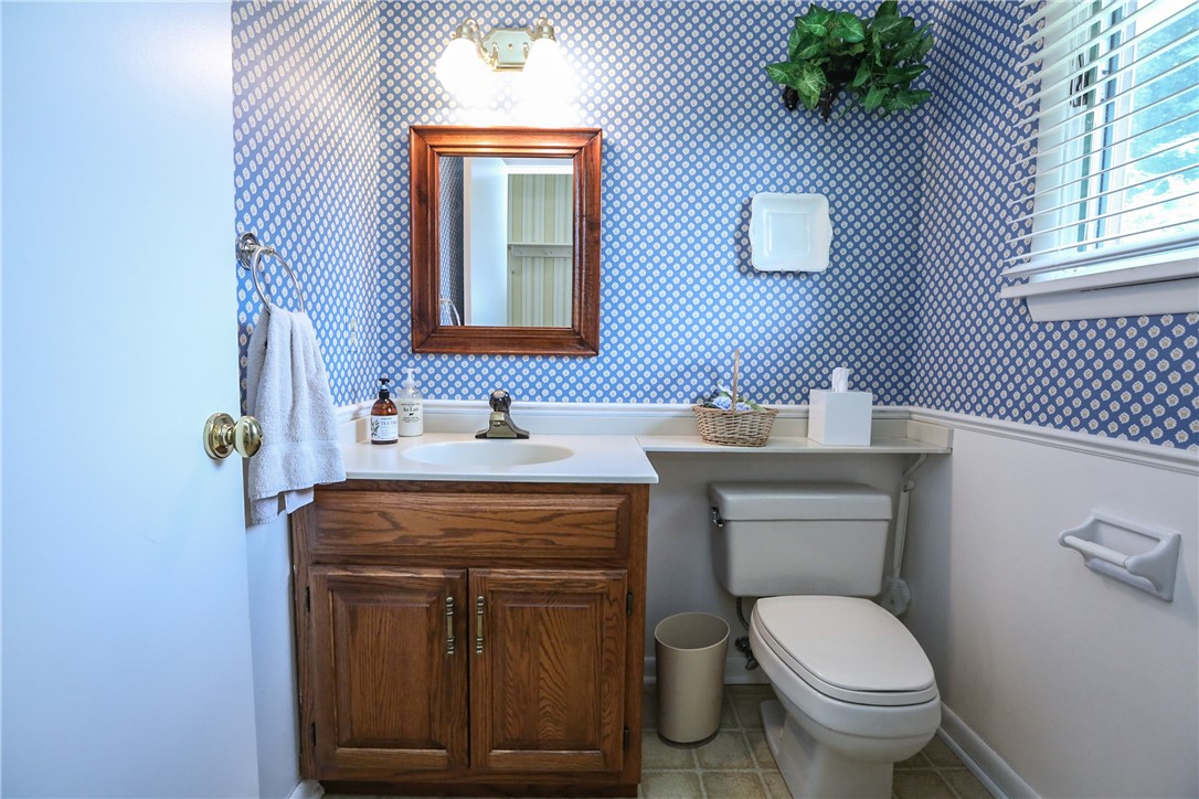 56 Bromley Road Pittsford, NY 14534 - Photo 13 of 21 Half Bath