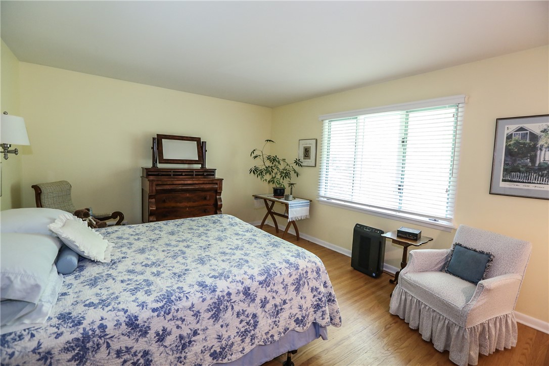 56 Bromley Road Pittsford, NY 14534 - Photo 15 of 21 Owners Bedroom