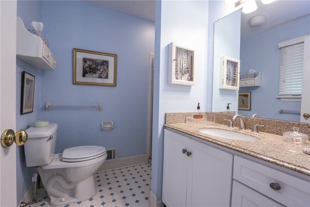 56 Bromley Road Pittsford, NY 14534 - Photo 16 of 21 Owners Bedroom Private Bathroom