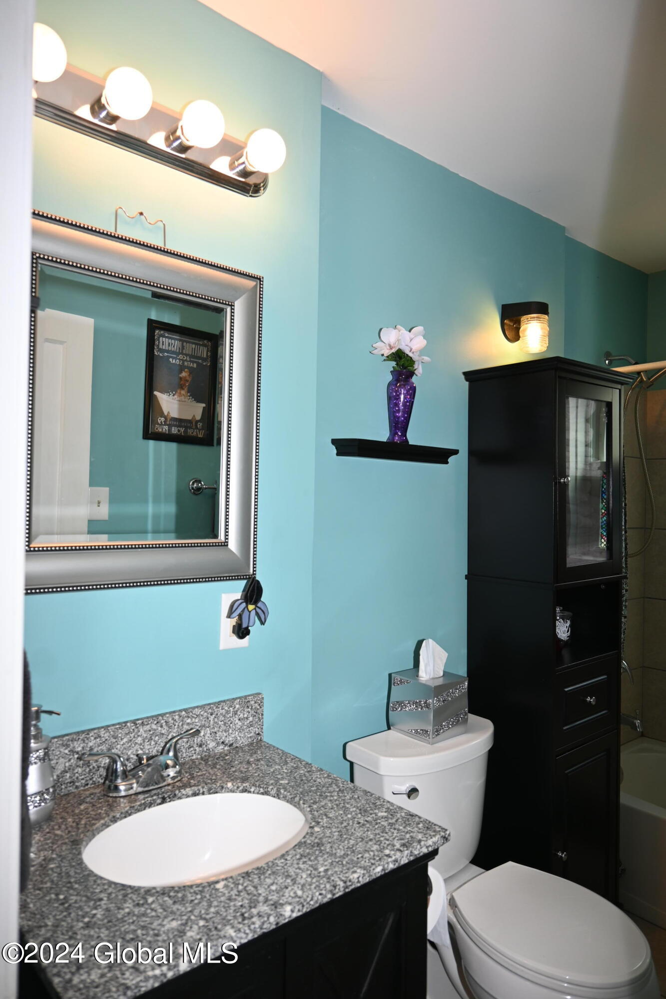 2052 Hoover Road Niskayuna, NY 12309 - Photo 20 of 44 DSC_2548