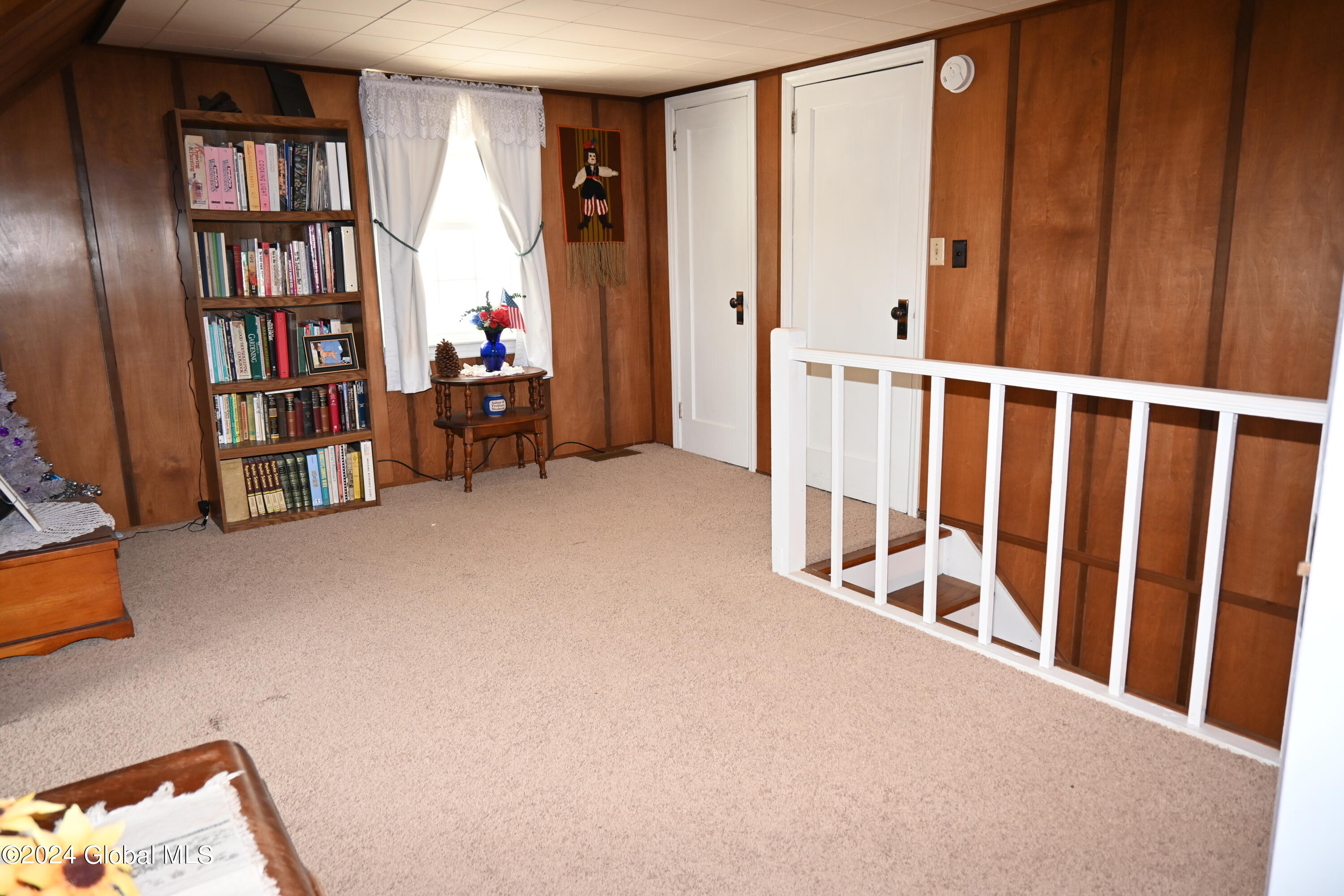 2052 Hoover Road Niskayuna, NY 12309 - Photo 25 of 44 DSC_2554