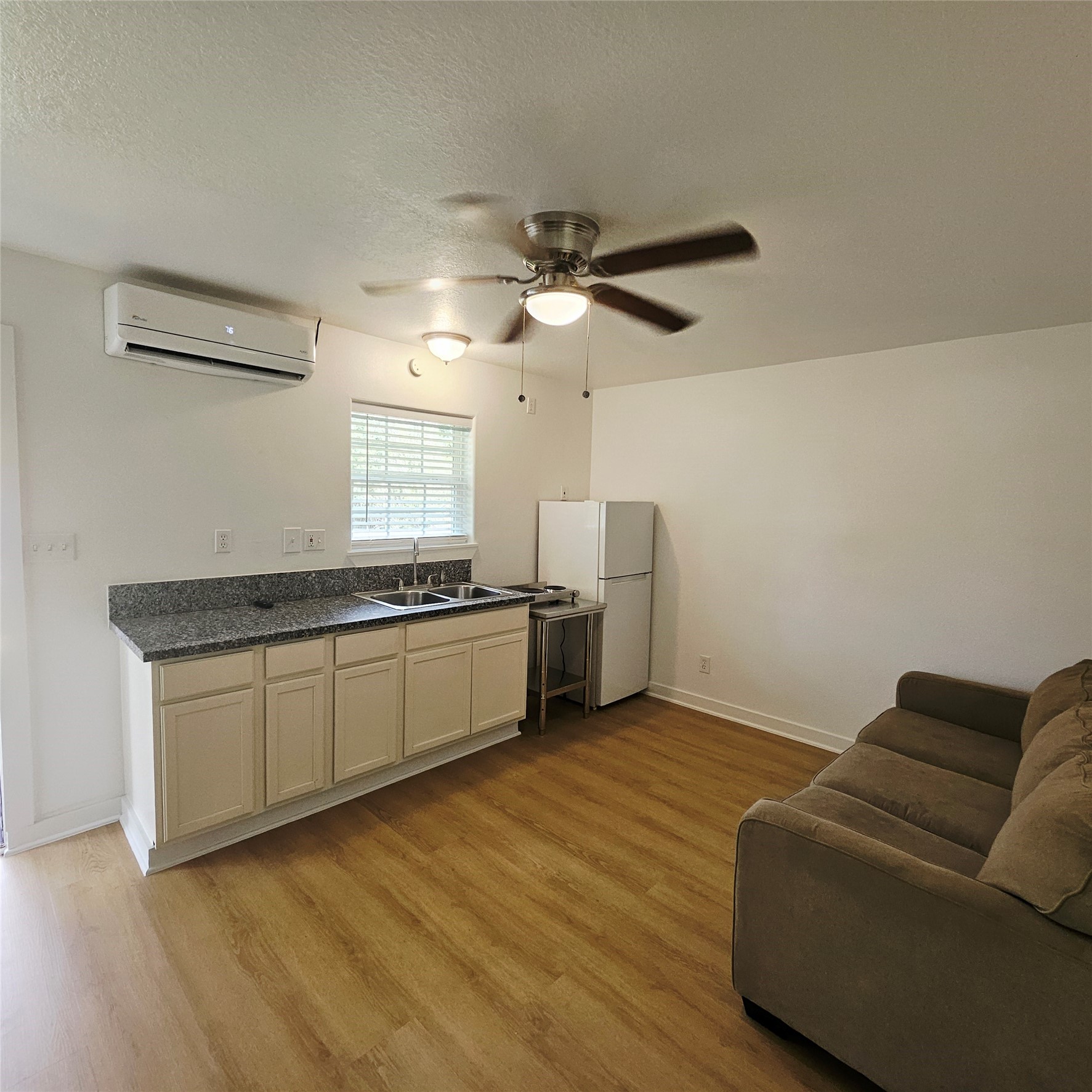 305 Miles Road Bacliff, TX 77518 - Photo 8 of 13