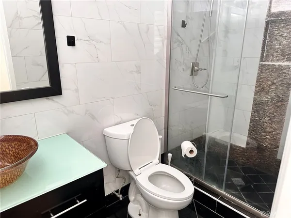 $3,600 | 31579 Lindero Canyon Road, Unit 7, Westlake Village, CA 91361