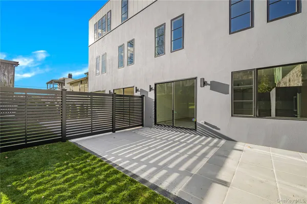 $1,349,000 | 156 Palisade Street, Unit A, Dobbs Ferry, NY 10522