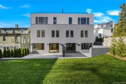 $1,349,000 | 156 Palisade Street, Unit A, Dobbs Ferry, NY 10522