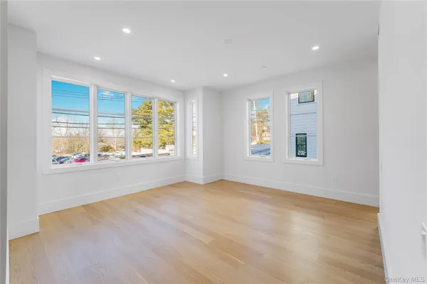 $1,349,000 | 156 Palisade Street, Unit A, Dobbs Ferry, NY 10522