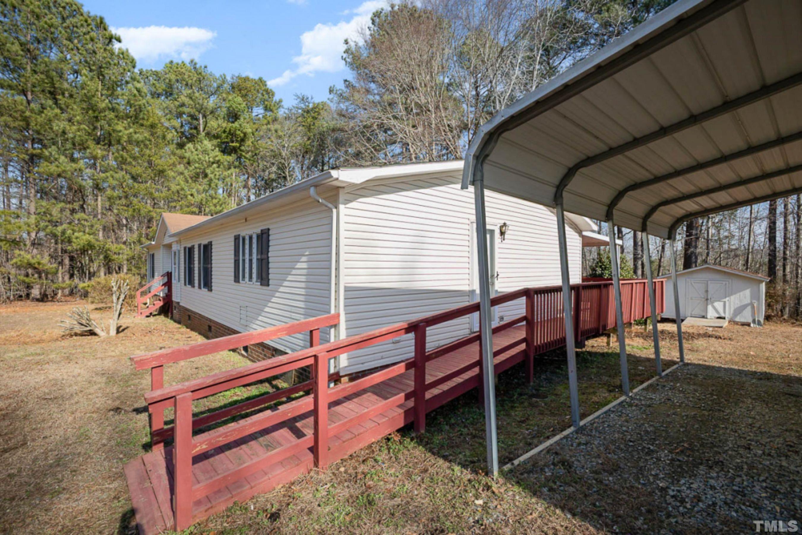 6922 Big Woods Road Graham, NC 27253 - Photo 4 of 16 Gallery Image 4