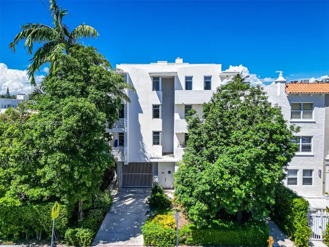 $4,300 | 1532 Drexel Avenue, Unit 303, Miami Beach, FL 33139