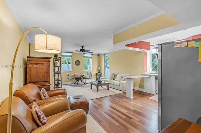 $4,300 | 1532 Drexel Avenue, Unit 303, Miami Beach, FL 33139