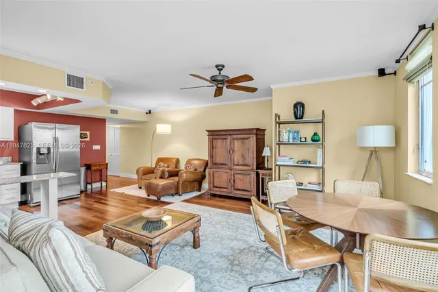 $4,300 | 1532 Drexel Avenue, Unit 303, Miami Beach, FL 33139